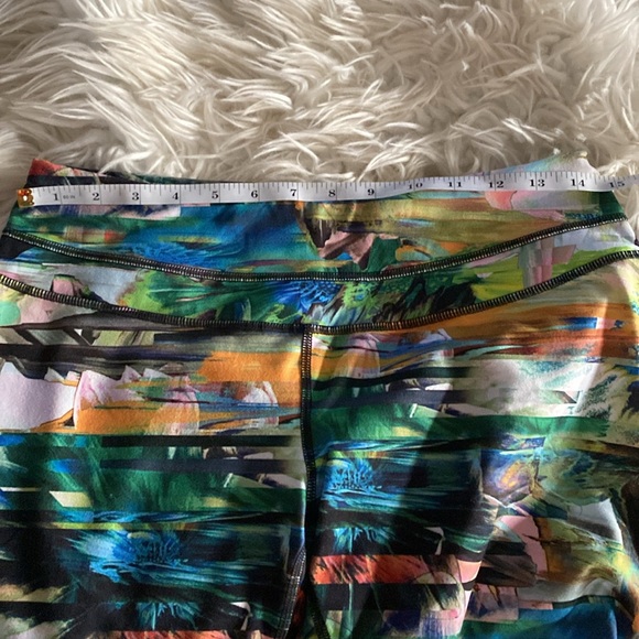 Lucy Leggings Blurred Floral Sz. Large - Picture 4 of 7